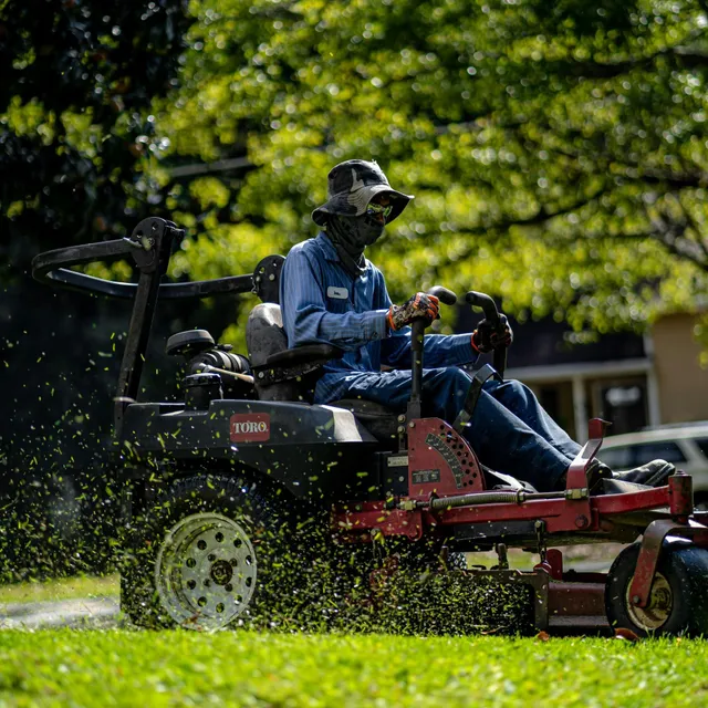 lawn mowing servics